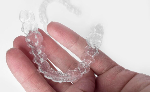 Invisible Aligners 1